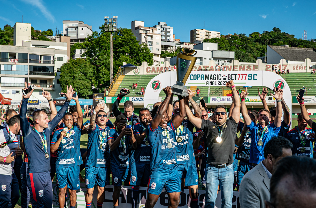 VÍDEO: Marcílio vence de virada no Oeste do estado e é tricampeão da Copa  Santa Catarina